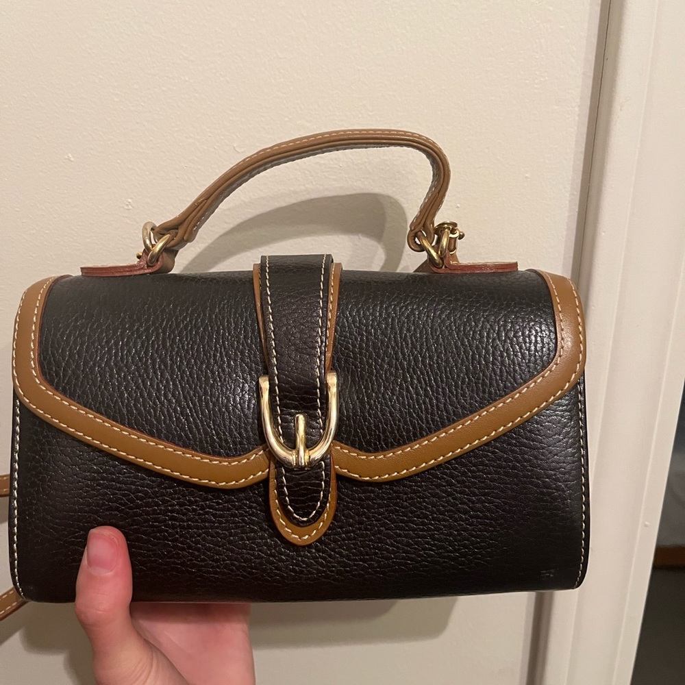 Vintage feather crossbody bag